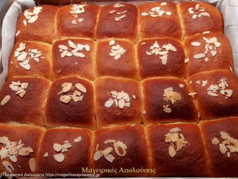 Ατομικά  τσουρέκια νηστίσιμα